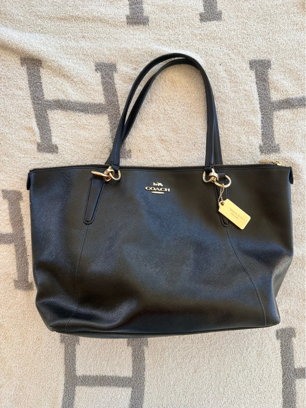 Coach Black Leather Tote with Gold Accents 2018 Ara tote